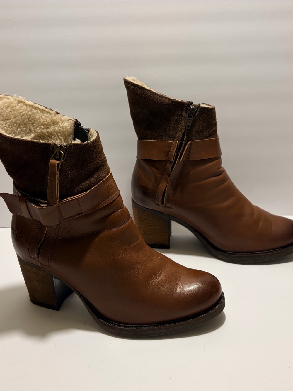 Bos&Co "Bestie" Waterproof
Rolled Ankle Boots